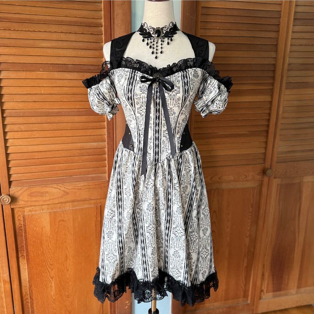 Vintage Lip Service Winchester Emporium Steampunk Victorian Ivory Gown